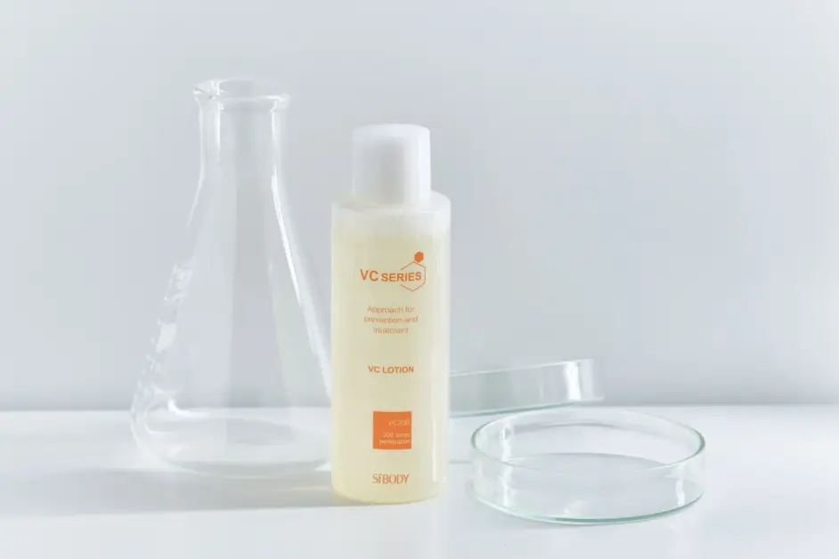 画像に alt 属性が指定されていません。ファイル名: %E3%82%B7%E3%83%BC%E3%83%9C%E3%83%87%E3%82%A3_1-942x628.webp